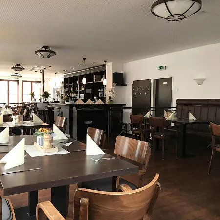 Gasthuis Chicos Siegenburg